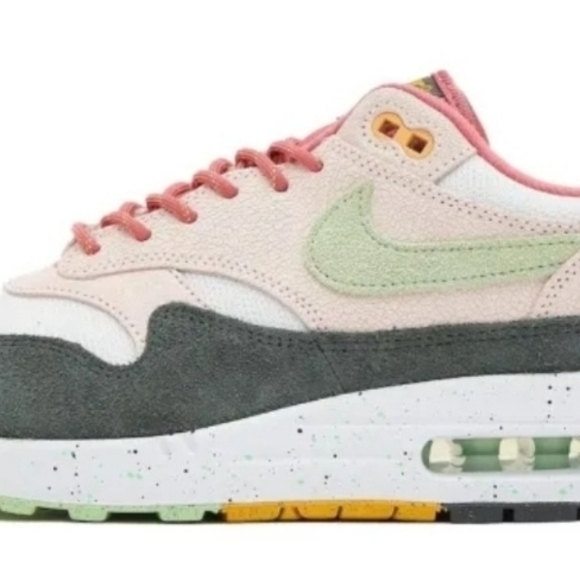 Nike Air Max 1 'Easter' Sneakers - Picture 6 of 11
